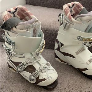 Technica snow boots, white, already used.